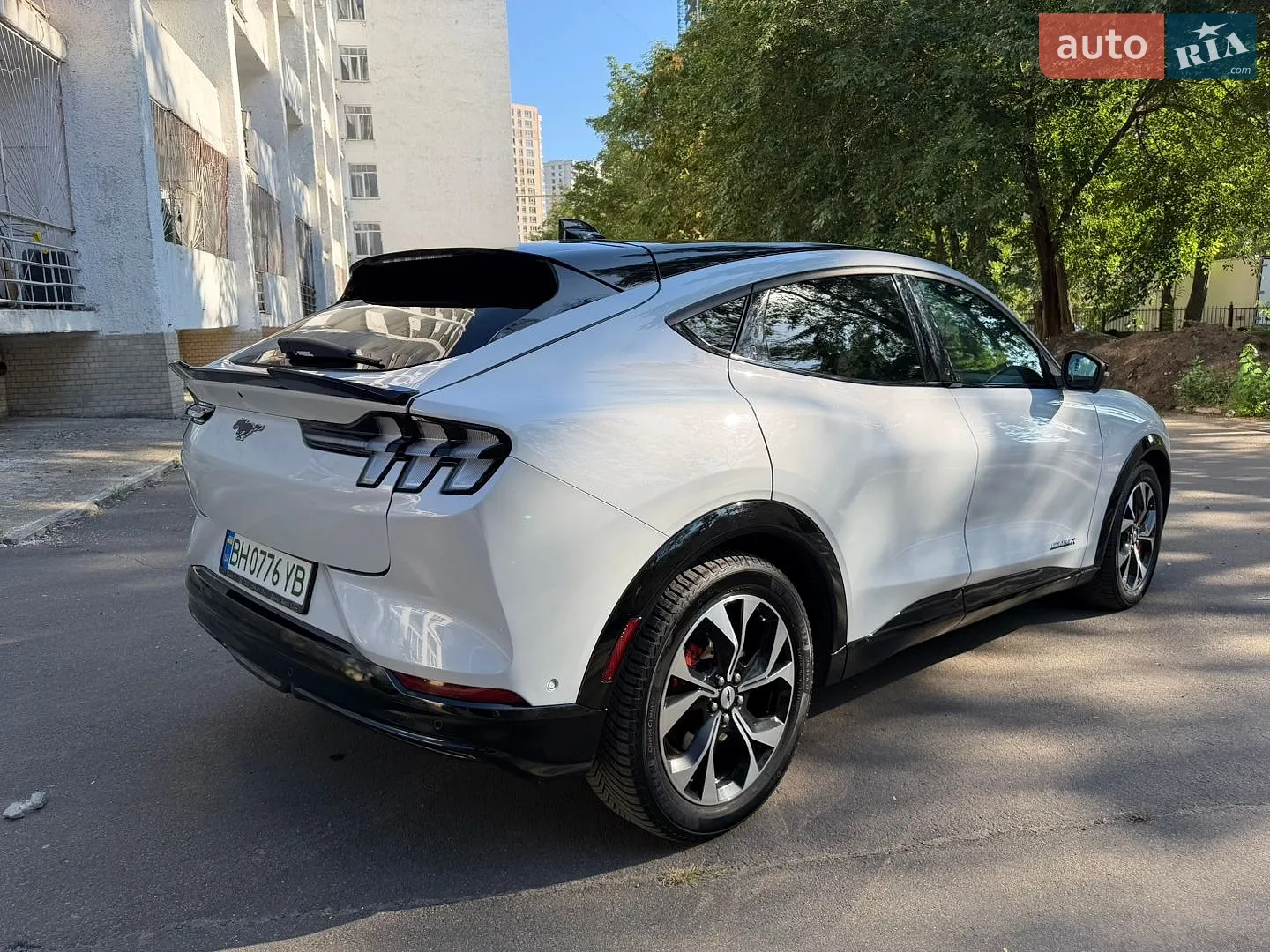 2022 Ford Mustang Mach-E - мініатюра 5
