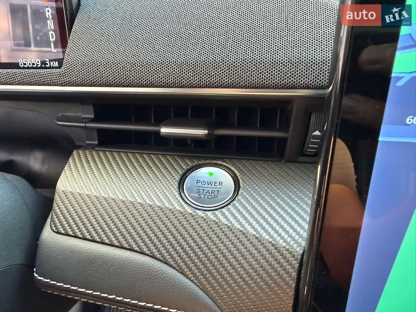 2022 Ford Mustang Mach-E - мініатюра 23