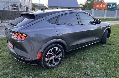 Внедорожник / Кроссовер Ford Mustang Mach-E 2020 в Киеве
