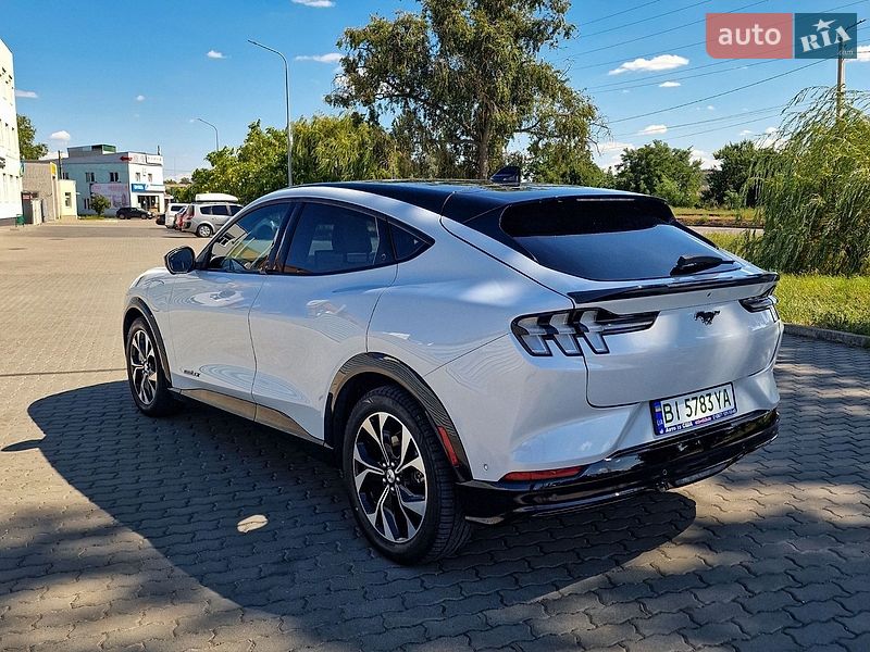 Позашляховик / Кросовер Ford Mustang Mach-E 2021 в Кременчуці