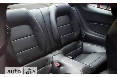 Купе Ford Mustang 2017 в 
