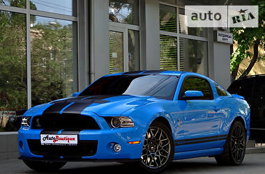 Купе Ford Mustang 2013 в 