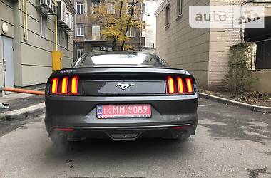 Купе Ford Mustang 2016 в Харькове