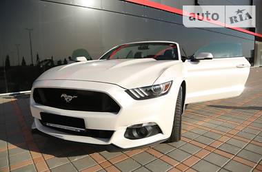 Кабриолет Ford Mustang 2016 в Виннице