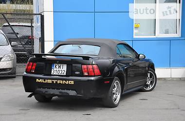 Кабриолет Ford Mustang 1998 в 