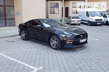 Купе Ford Mustang 2015 в Ивано-Франковске