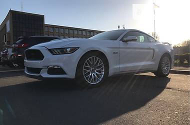 Купе Ford Mustang 2016 в Миколаєві