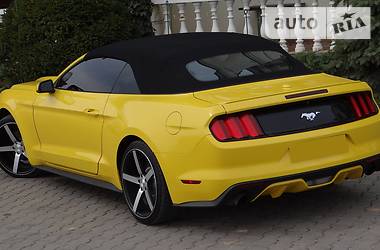 Кабриолет Ford Mustang 2017 в Киеве