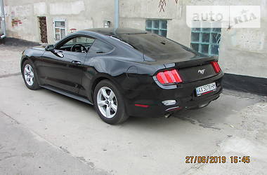 Купе Ford Mustang 2016 в Харькове