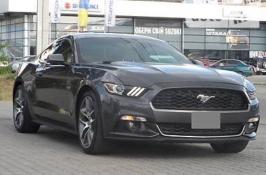 Купе Ford Mustang 2015 в Запорожье