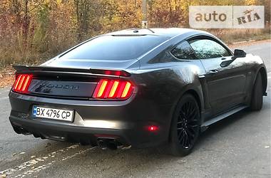 Купе Ford Mustang 2016 в Хмельницком