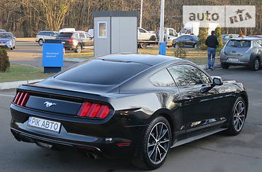 Седан Ford Mustang 2014 в Киеве