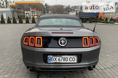 Кабріолет Ford Mustang 2013 в Хмельницькому