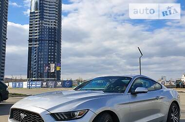 Купе Ford Mustang 2016 в 