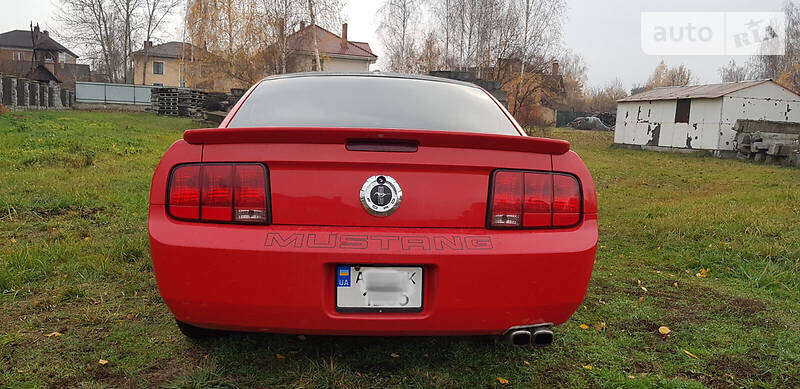 Купе Ford Mustang 2007 в Киеве