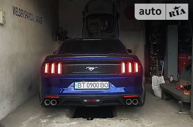 Купе Ford Mustang 2015 в 
