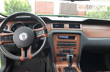 Купе Ford Mustang 2014 в 