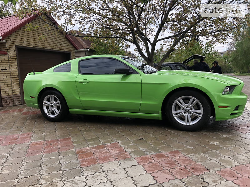 Купе Ford Mustang 2014 в Харькове