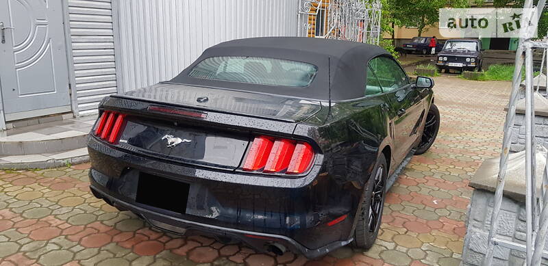 Кабріолет Ford Mustang 2016 в Вінниці фото 16 Кабріолет Ford Mustang 2016 в Вінниці