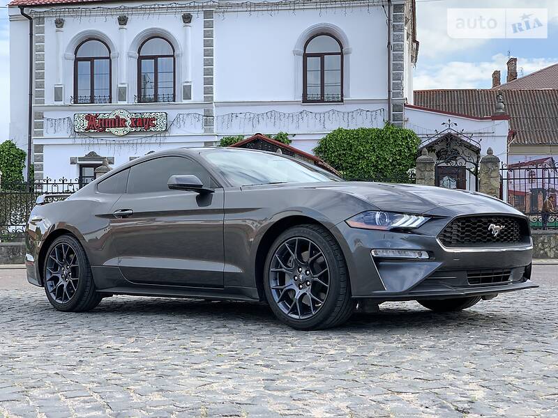 Купе Ford Mustang 2018 в Рівному