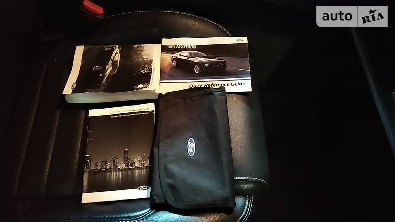Купе Ford Mustang 2012 в Кропивницком