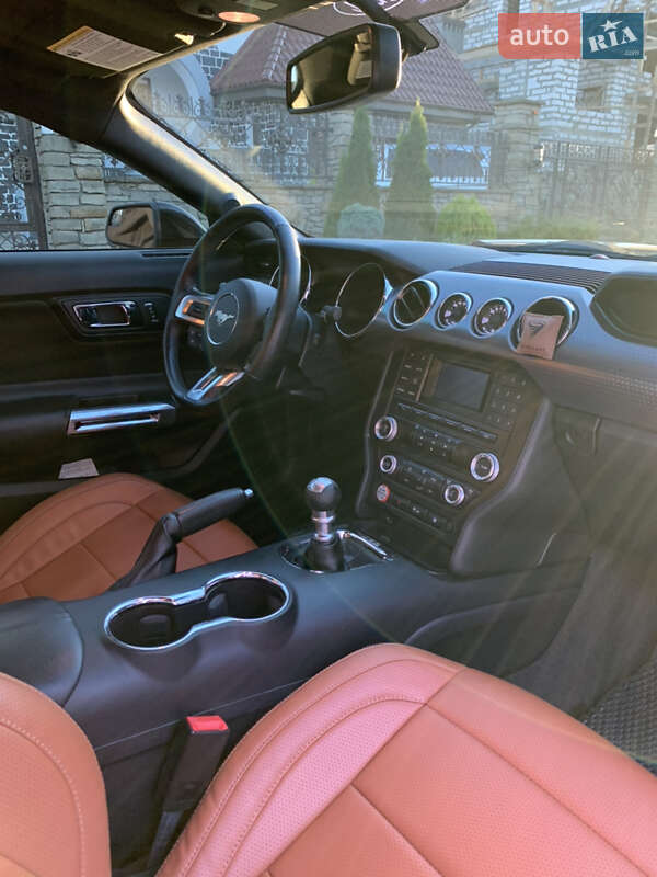 Купе Ford Mustang 2015 в Одесі