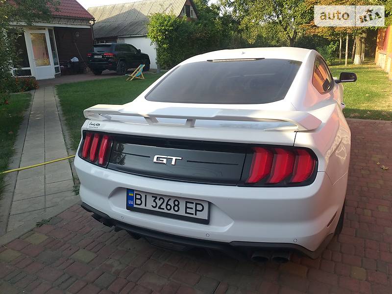 Купе Ford Mustang 2019 в Киеве
