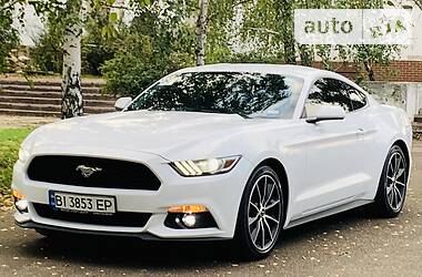 Купе Ford Mustang 2015 в Киеве