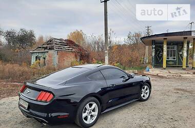 Купе Ford Mustang 2016 в Харькове