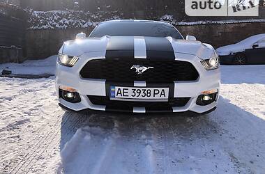 Купе Ford Mustang 2016 в Днепре