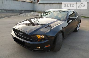 Купе Ford Mustang 2014 в Києві