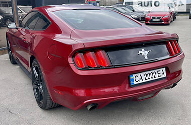 Купе Ford Mustang 2016 в Киеве