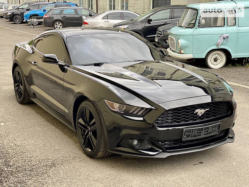 Купе Ford Mustang 2017 в Киеве