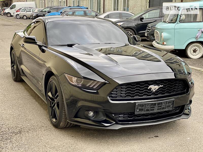 Купе Ford Mustang 2017 в Киеве