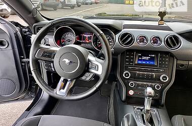 Купе Ford Mustang 2017 в 