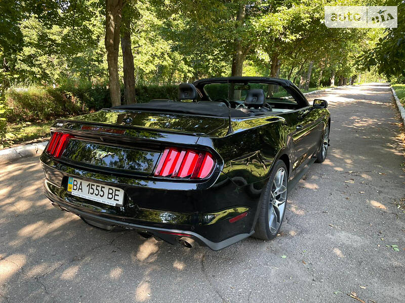 Кабріолет Ford Mustang 2015 в Кропивницькому