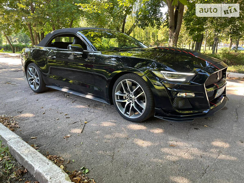 Кабріолет Ford Mustang 2015 в Кропивницькому