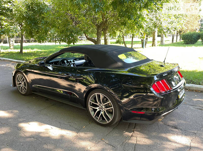 Кабріолет Ford Mustang 2015 в Кропивницькому