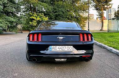 Седан Ford Mustang 2015 в Чернігові