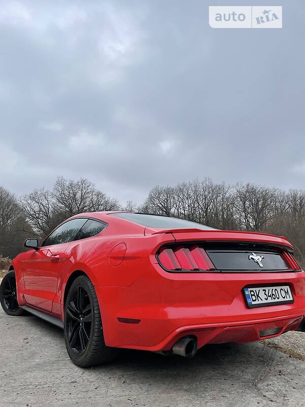 Седан Ford Mustang 2015 в Киеве фото 8 Седан Ford Mustang 2015 в Киеве