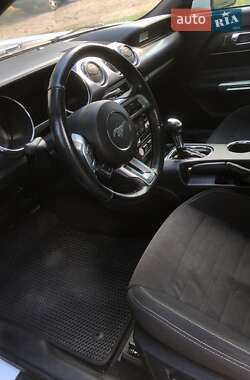 Купе Ford Mustang 2015 в 