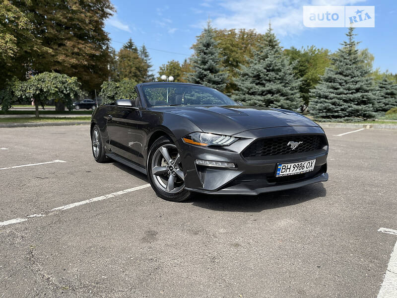 Кабріолет Ford Mustang 2019 в Львові
