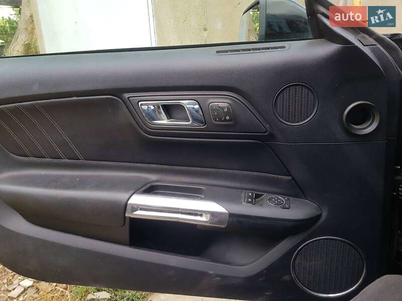 Купе Ford Mustang 2015 в Одессе