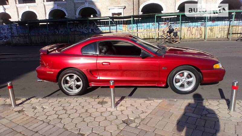Купе Ford Mustang 1995 в 