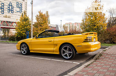 Кабріолет Ford Mustang 1995 в 