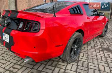 Купе Ford Mustang 2012 в 