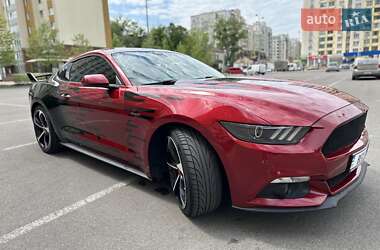 Купе Ford Mustang 2014 в 