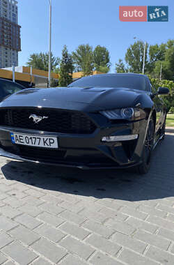 Купе Ford Mustang 2018 в 