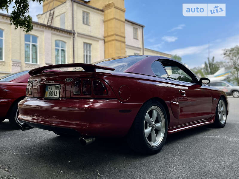 Купе Ford Mustang 1997 в Киеве