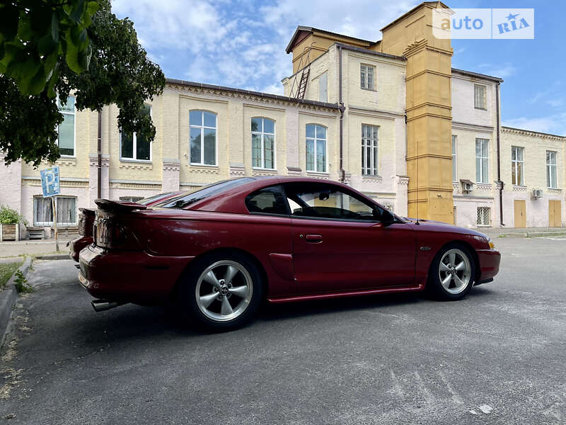 Купе Ford Mustang 1997 в Киеве